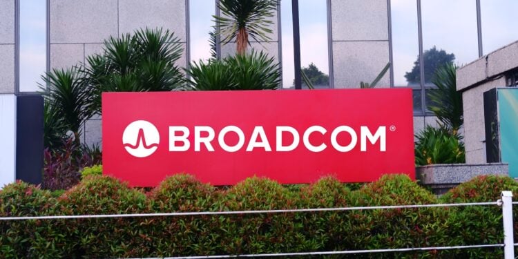 Broadcom Apple