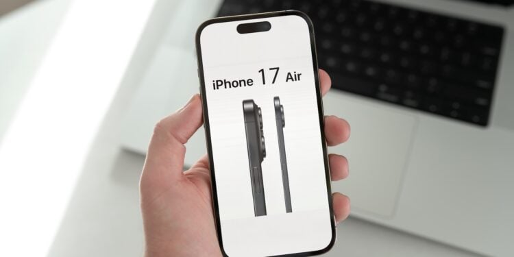 iPhone 17 Apple