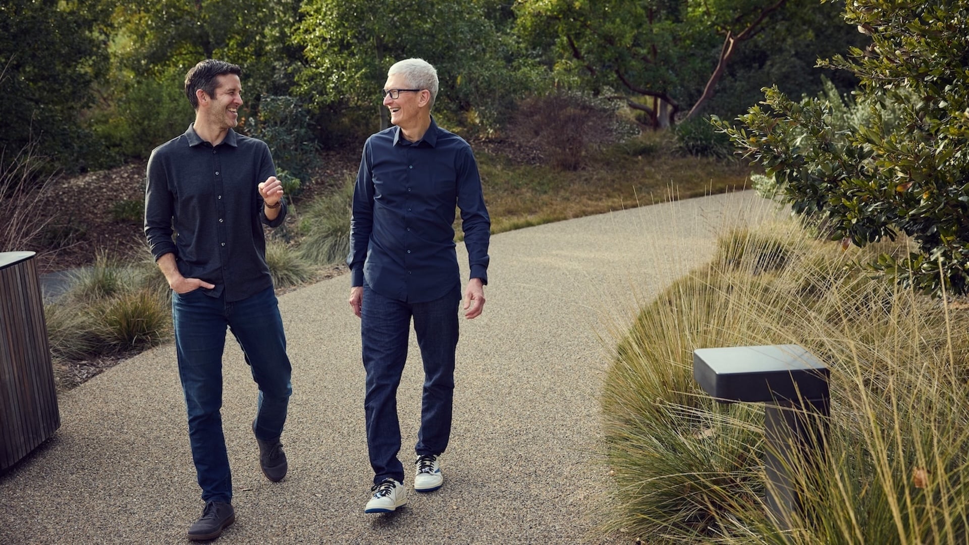 Tim Cook and John Ternus at Apple Park, between whom the Apple leadership team will rotate on September 1st.