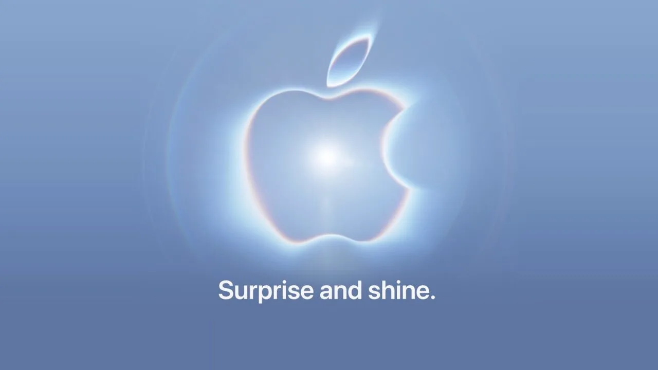 Apples Einladung zum September-Event mit leuchtendem Logo und dem Motto Surprise and shine