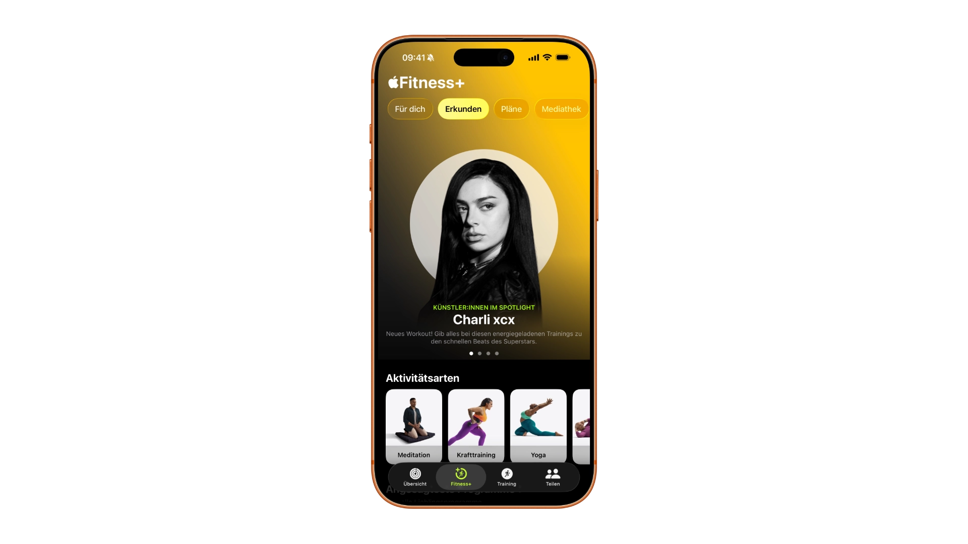 Fitness App auf dem iPhone mit dem Bereich Fitness+ Erkunden und den angebotenen Kursen und Trainern
