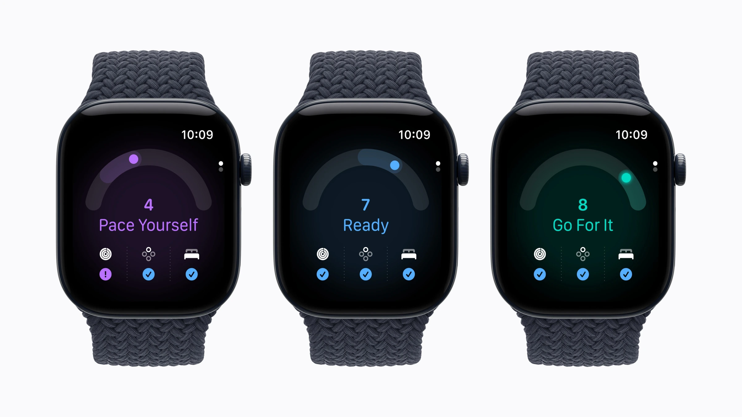 Drei Apple Watch Series 12 nebeneinander zeigen den Tagesformwert 4, 7 und 8 mit der jeweiligen Empfehlung