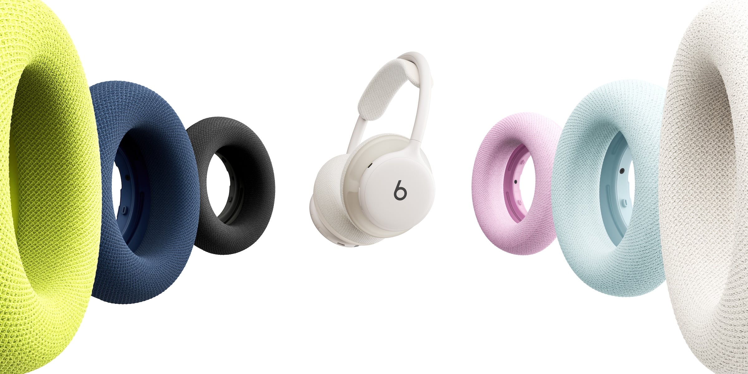 Beats 360 with six Performance Knit cushions in different colours