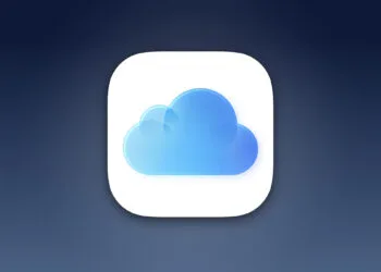 iCloud erklärt: das iCloud-Symbol mit der blauen Wolke auf dunkelblauer Fläche