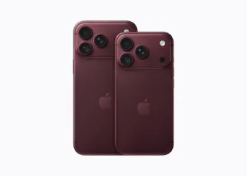 iPhone 18 Pro: Rückseiten von iPhone 18 Pro Max und iPhone 18 Pro in Burgunderrot nebeneinander