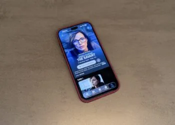 The Savant auf einem iPhone in der Apple TV App mit dem Hinweis auf ein späteres Datum