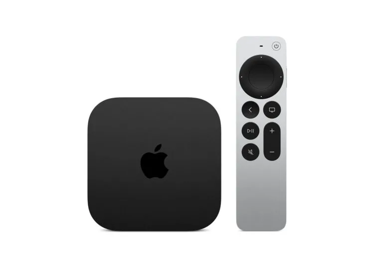 Apple TV 4K mit Siri Remote vor weißem Hintergrund – den Arbeitsspeicher der Box nennt Apple selbst nicht