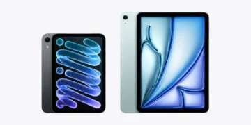 iPad mini vs. iPad Air: links das iPad mini in Mitternacht, rechts das 11-Zoll-iPad Air in Blau, maßstabsgetreu nebeneinander von vorn mit Rückseite