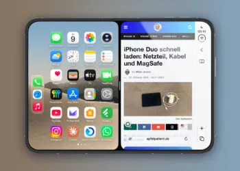 iPhone Duo Split View: aufgeklapptes iPhone Duo im Querformat mit geteiltem Innendisplay, links der Home-Bildschirm, rechts Safari mit einem geöffneten Artikel