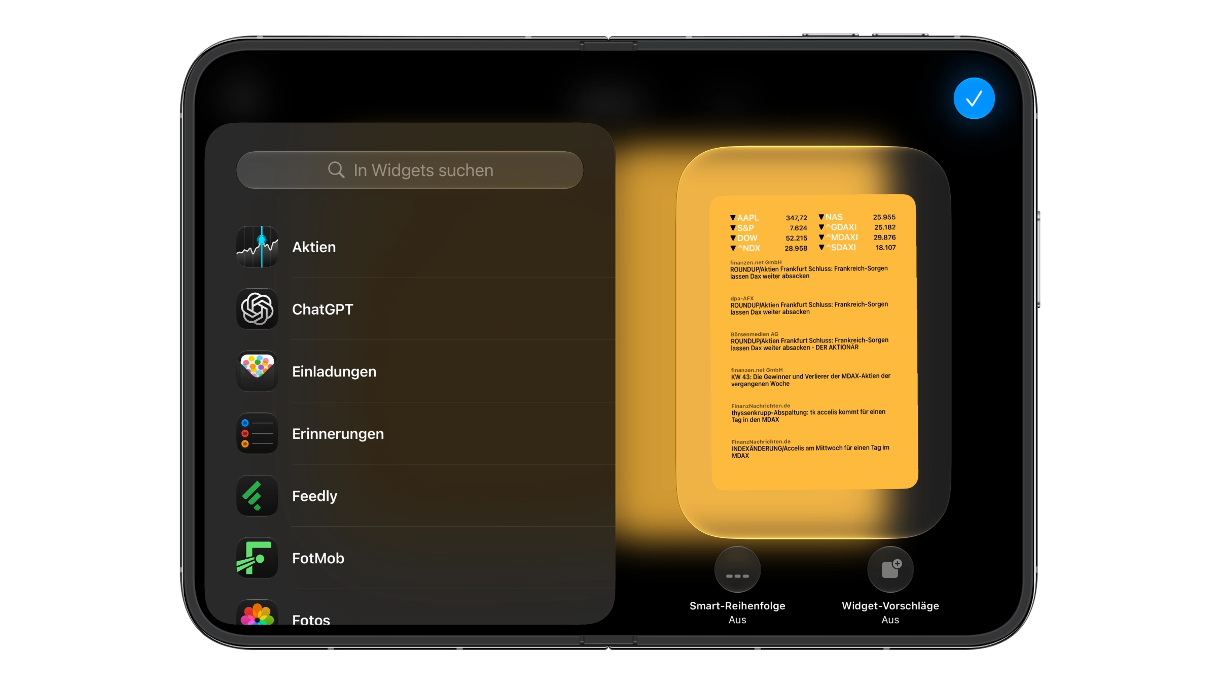 iPhone Duo Standby im Widget-Editor: Auswahlliste mit Suchfeld und Apps neben dem Aktien-Widget, darunter die Schalter für Smart-Reihenfolge und Widget-Vorschläge.