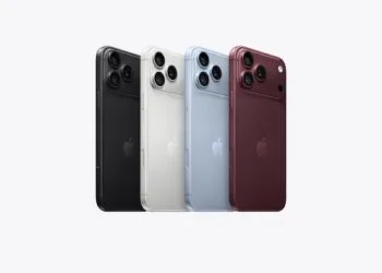 iPhone Marktanteil auf Rekordniveau: die aktuellen Pro-Modelle in Schwarz, Weiß, Hellblau und Burgunder nebeneinander von hinten